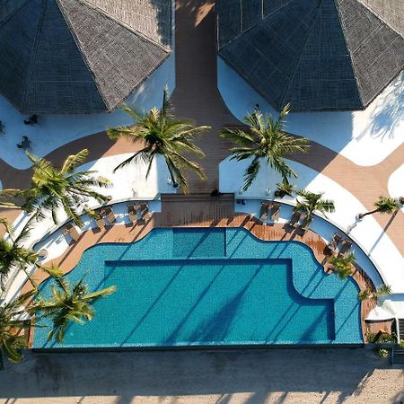 Pristine Mermaid Resort ガパリ エクステリア 写真