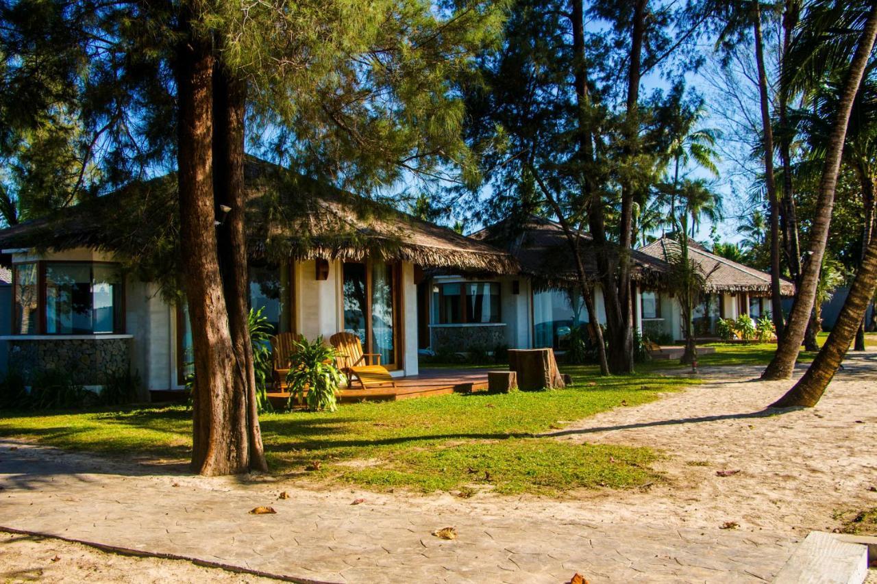 Pristine Mermaid Resort ガパリ エクステリア 写真